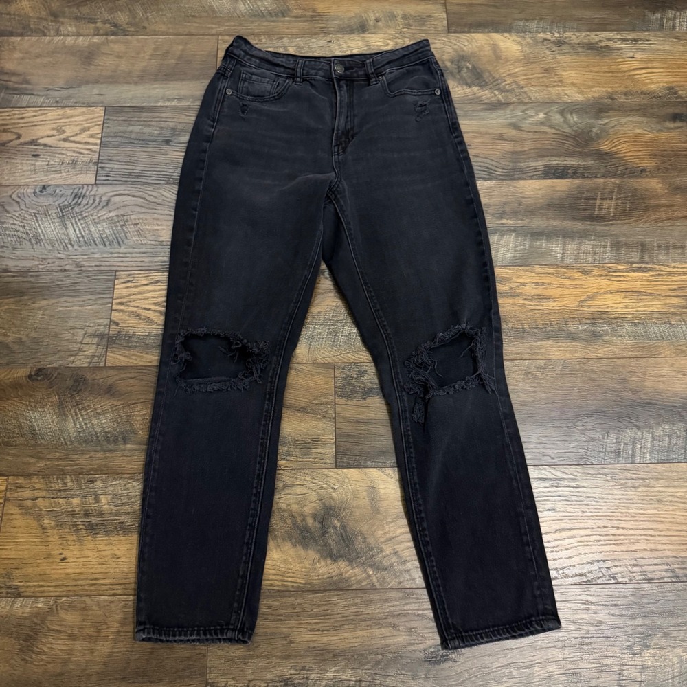 American Eagle Black Distressed Jeans 4 Stretch High Rise Straight Mom‎ Raw Hem